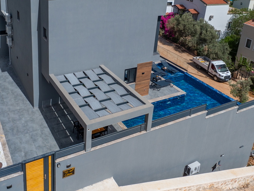  gece  -  Kasım
  | Kalkan’da 8 Kişilik Lüks Villa, Özel Isıtmalı Havuz ve Merkezi Konum